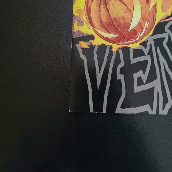 Venom #26 - Picture 4 of 8